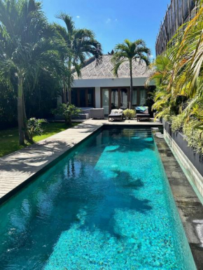 Villa Ilo magic 250 m2 great location in a 750 m2 Land